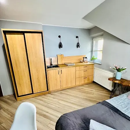 홈스테이 Ku Sloncu -pokoje&apartamenty - Aneksy Kuchenne, Jacuzzi, Parking Jastrzębia Góra