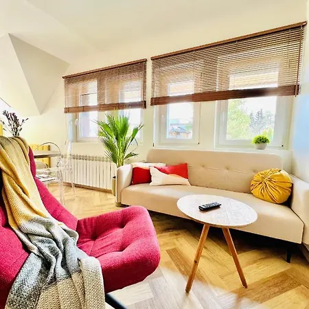 Ku Sloncu -pokoje&apartamenty - Aneksy Kuchenne, Jacuzzi, Parking *