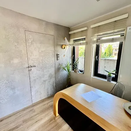 Ku Sloncu -pokoje&apartamenty - Aneksy Kuchenne, Jacuzzi, Parking