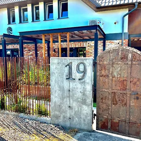 Ku Sloncu -pokoje&apartamenty - Aneksy Kuchenne, Jacuzzi, Parking
