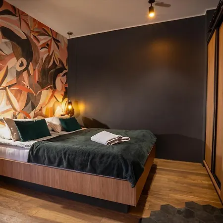 Ku Sloncu -pokoje& - Jacuzzi Quarto em Acomodações Particulares *