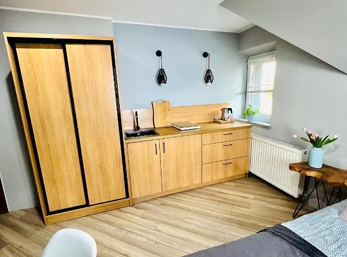 Kwatera prywatna Ku Słońcu -Pokoje& Apartamenty - Jacuzzi Jastrzębia Góra