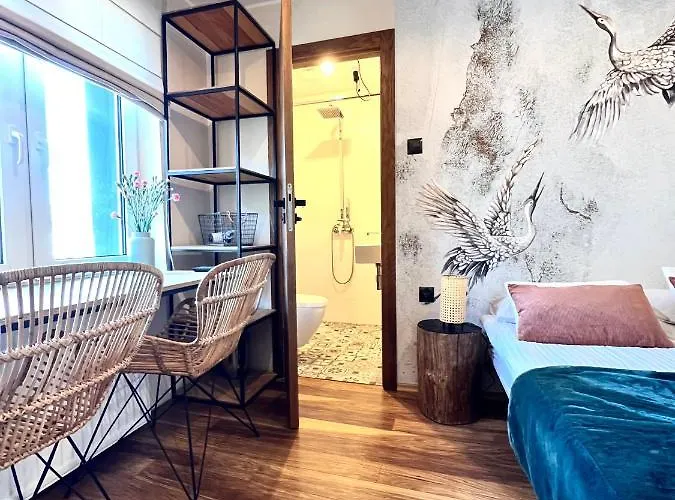 Ku Słońcu -Pokoje& Apartamenty - Jacuzzi * Jastrzębia Góra