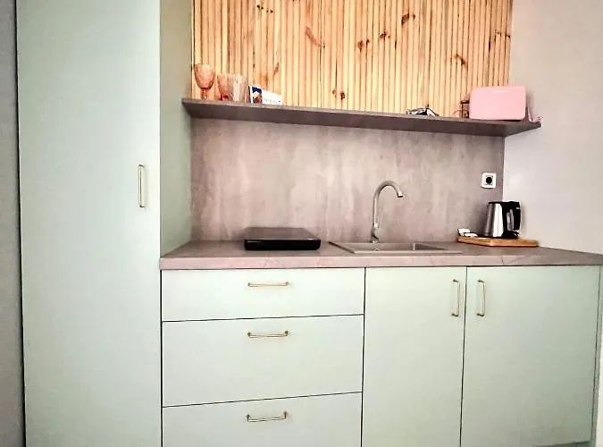 Ku Słońcu -Pokoje& Apartamenty - Jacuzzi Kwatera prywatna Jastrzębia Góra