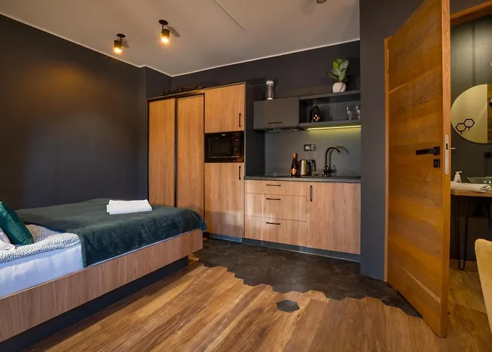 Kwatera prywatna Ku Słońcu -Pokoje& Apartamenty - Jacuzzi Jastrzębia Góra