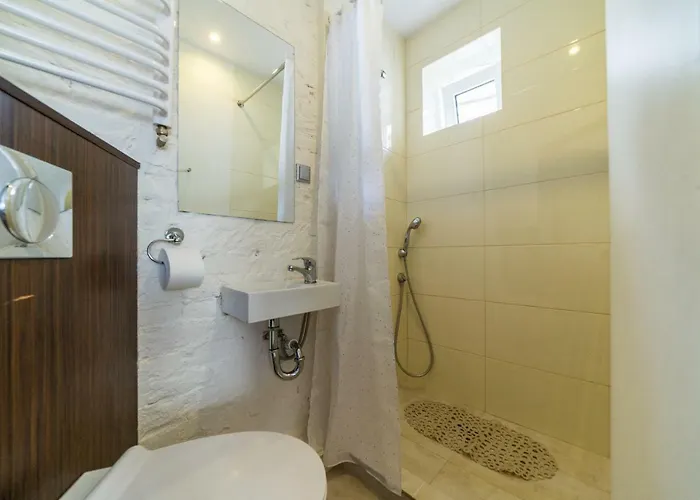 Ku Słońcu -Pokoje& Apartamenty - Jacuzzi * Jastrzębia Góra